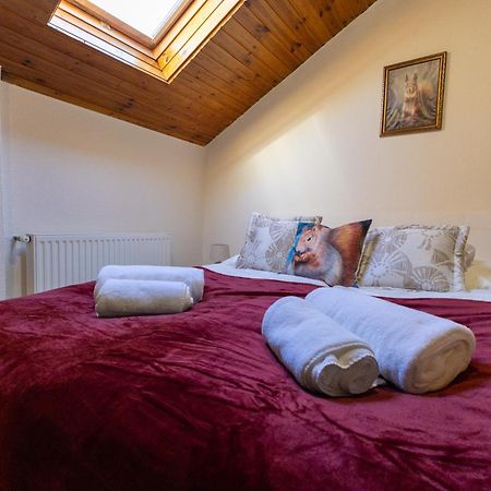 Kismokus Apartman Eger Zewnętrze zdjęcie