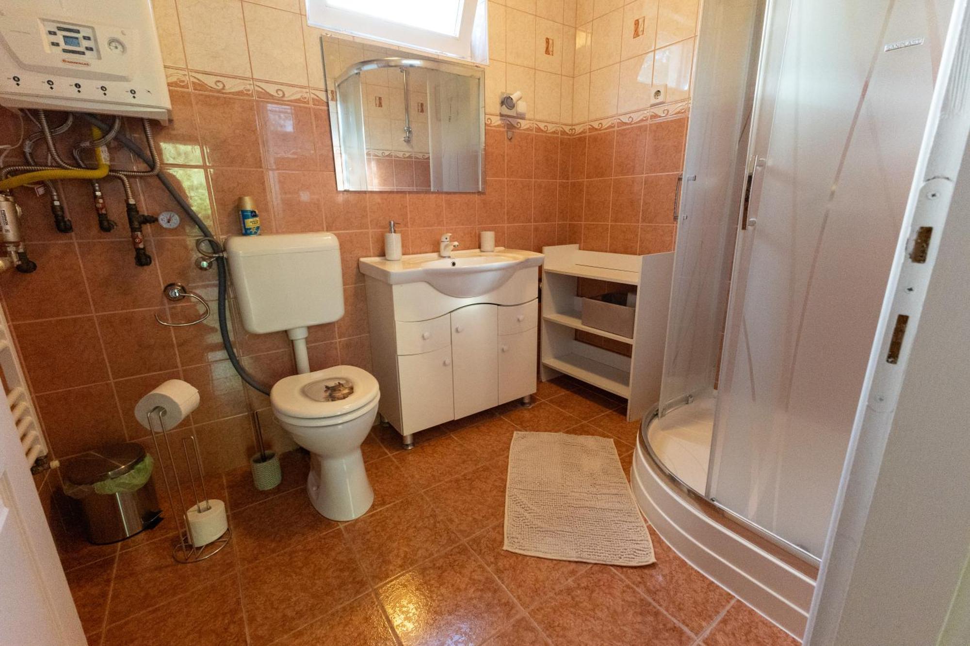Kismokus Apartman Eger Zewnętrze zdjęcie