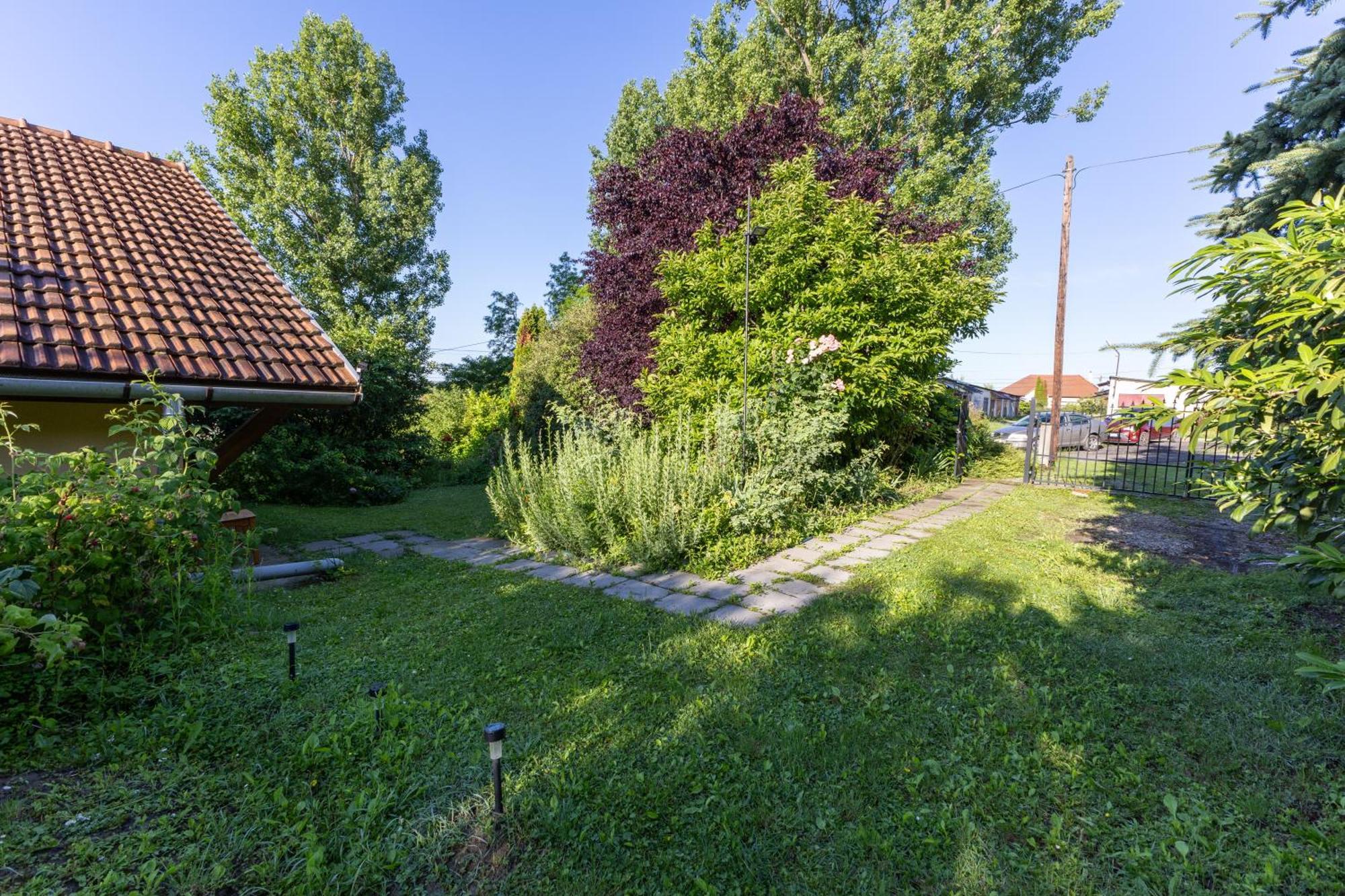 Kismokus Apartman Eger Zewnętrze zdjęcie